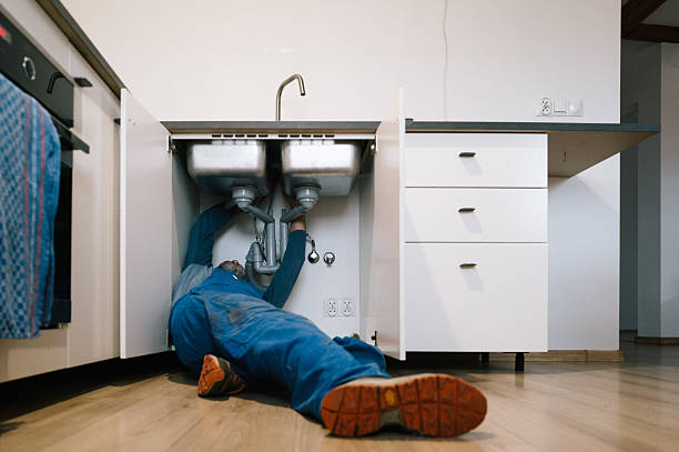 Professional Emergency Plumber technician working in Trinity, AL